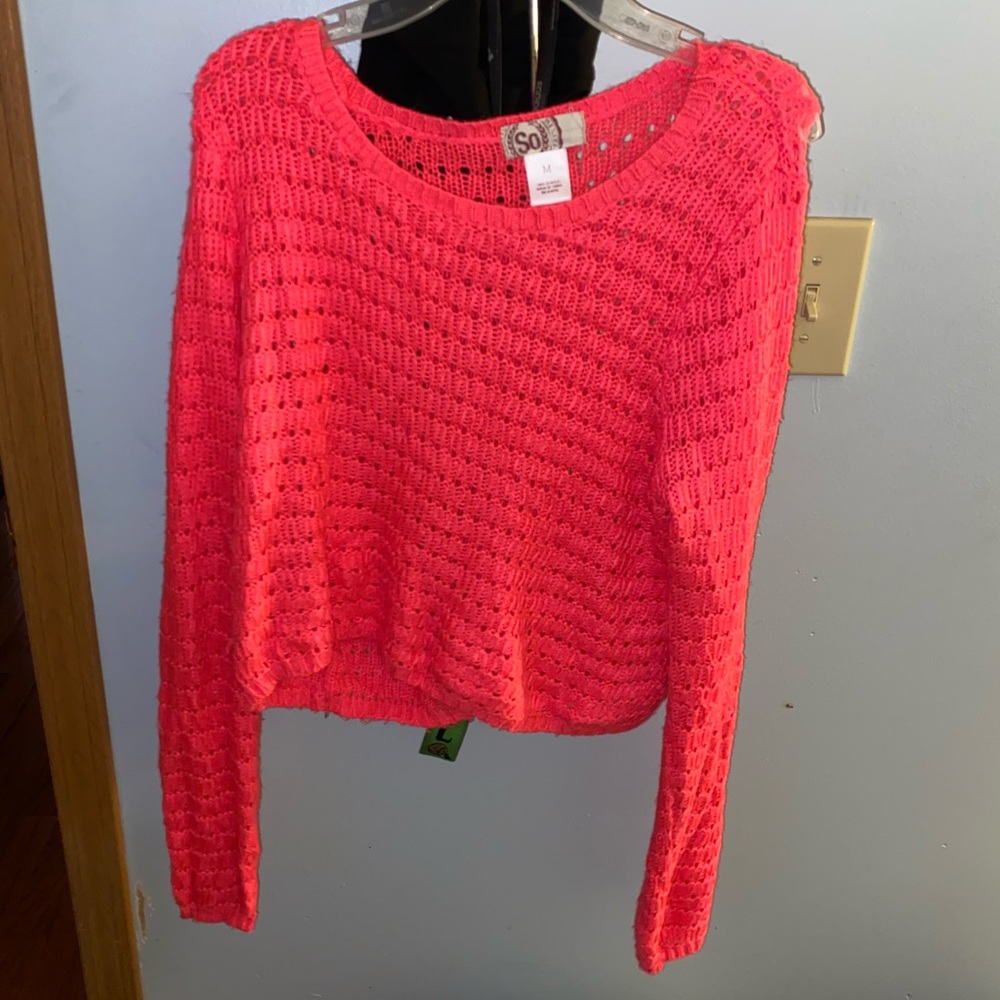 Cropped knitted sweater